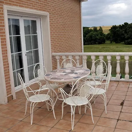 Semesterbostad La Fresneda De Polendos